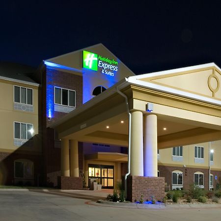 Holiday Inn Express Childress By Ihg Esterno foto