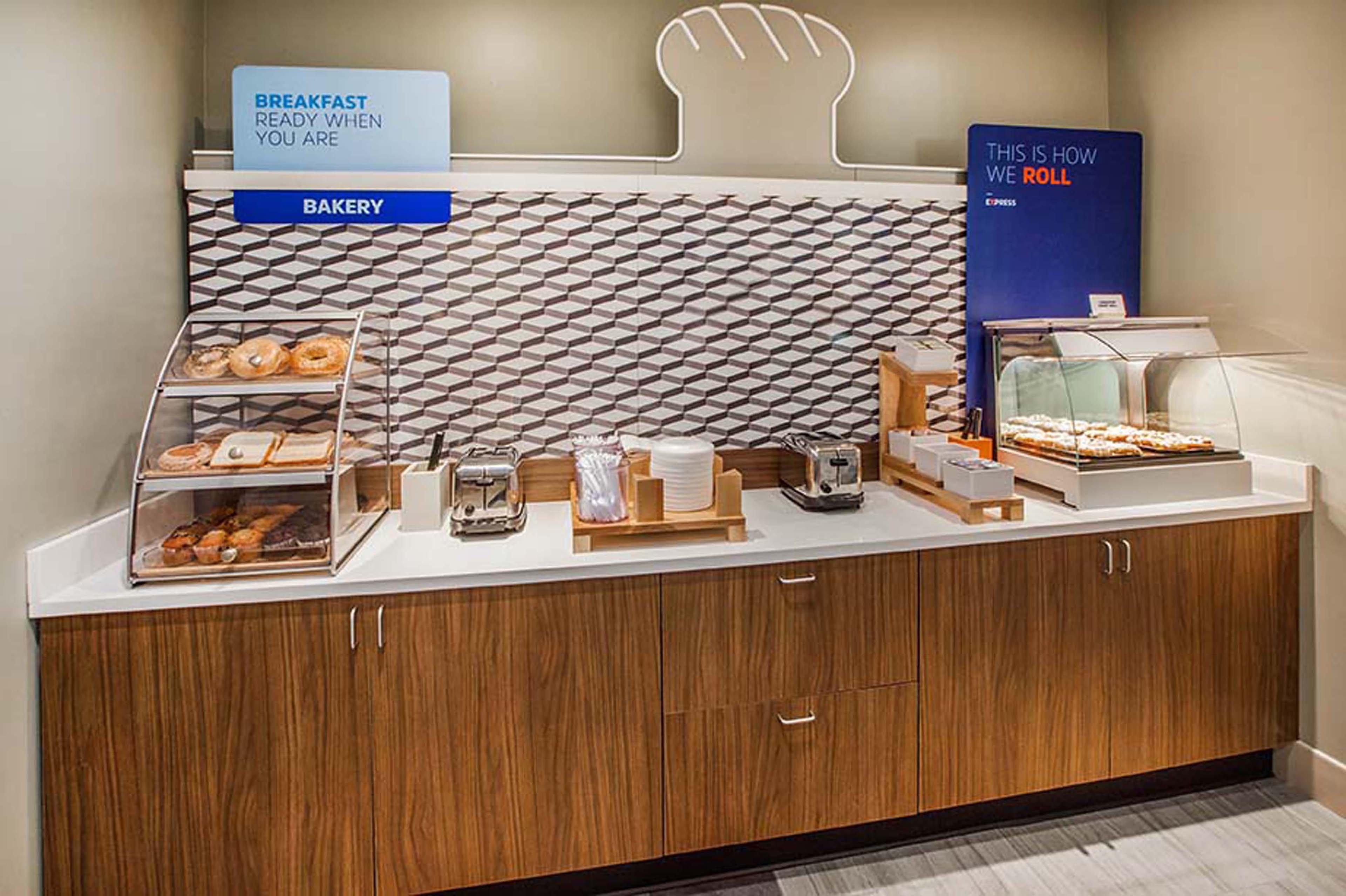 Holiday Inn Express Childress By Ihg Esterno foto