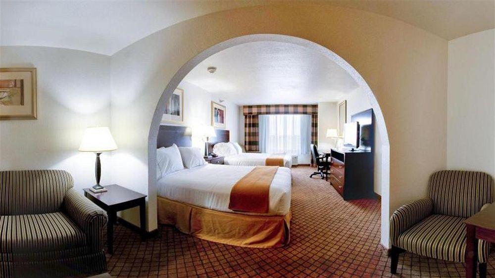 Holiday Inn Express Childress By Ihg Esterno foto