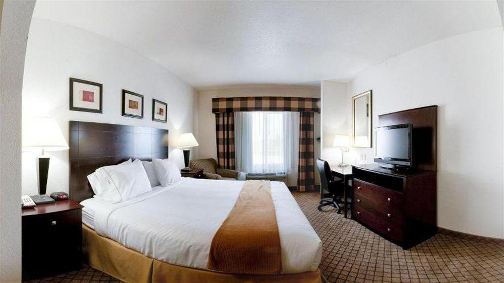 Holiday Inn Express Childress By Ihg Esterno foto