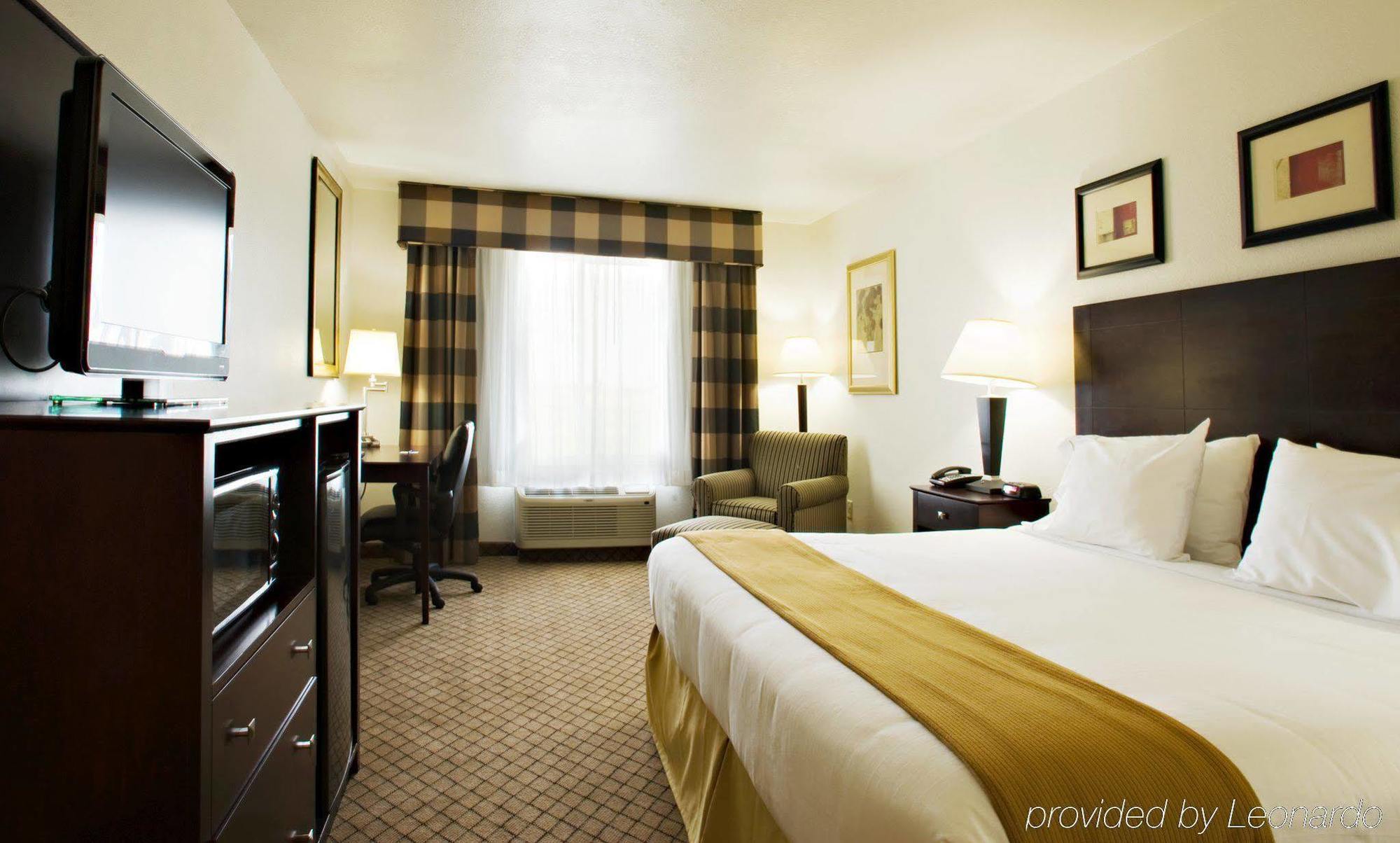 Holiday Inn Express Childress By Ihg Esterno foto